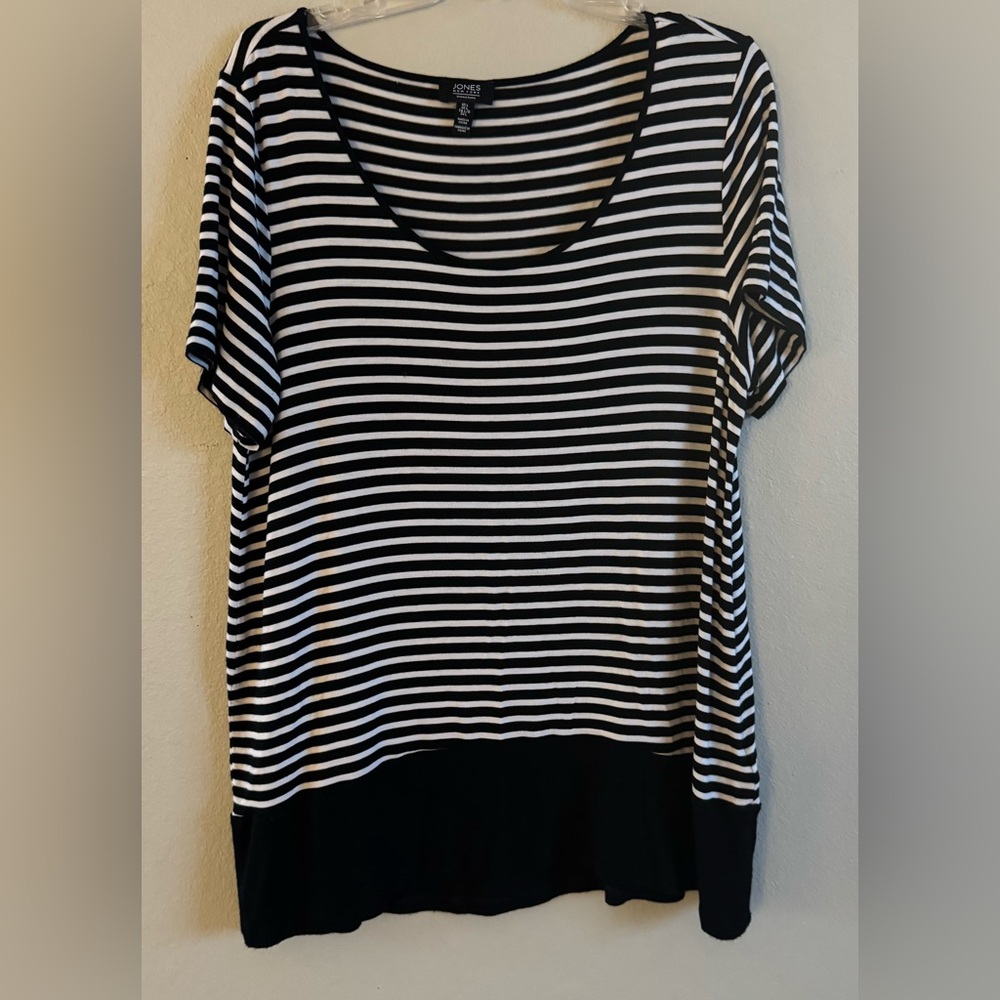 Jones New York Blouse Womens Large Black Short Sleeve Top Striped (minor Damage)
